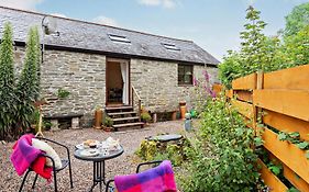 Tiptoe Barn